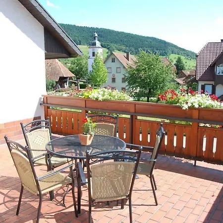 Värdshus Zum Pflug Zell am Harmersbach